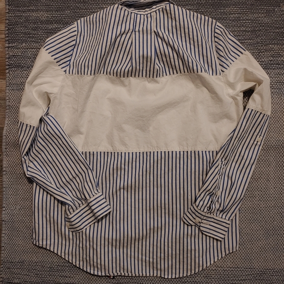 Used Mens Tommy Hilfiger Sz S Blue/White Stripe, White Blocking Style Button Up - Picture 3 of 3